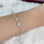 Load image into Gallery viewer, 18k White Gold Diamond Bangle (DBRCON-0004)
