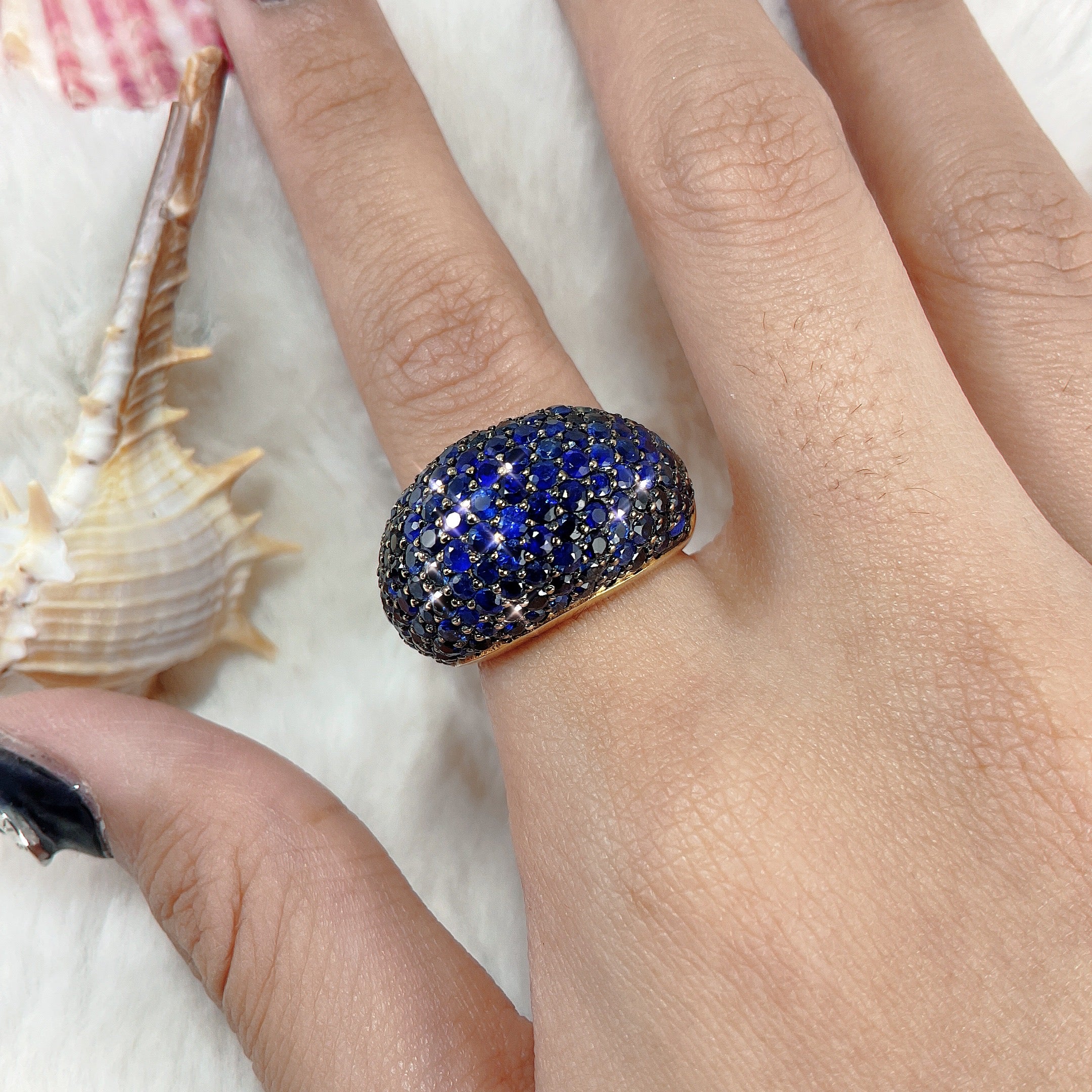 Silver ring w/ Blue Sapphires (DBRRIN-0016)
