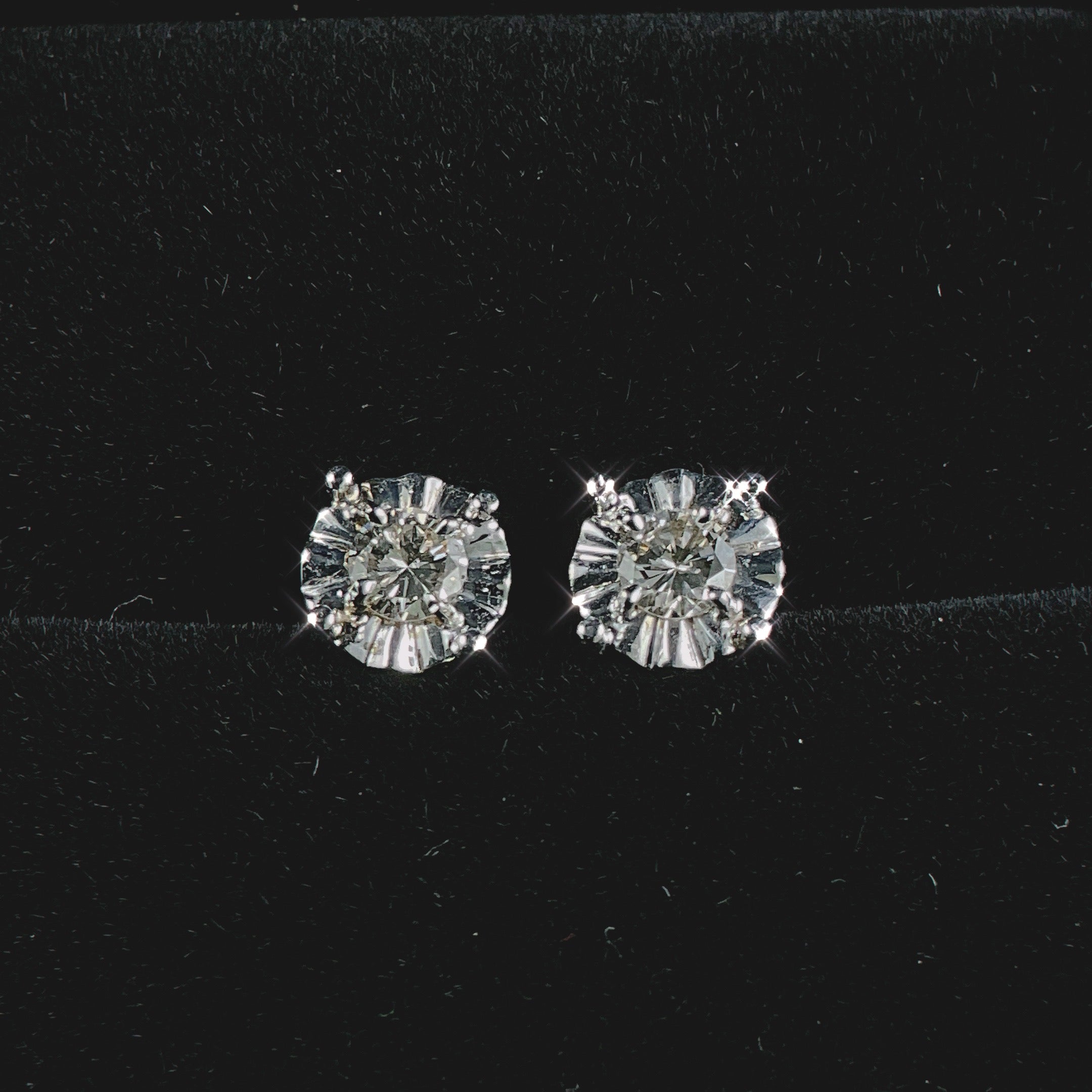 Gold w/ Diamonds Earrings (DBREAR-0004)