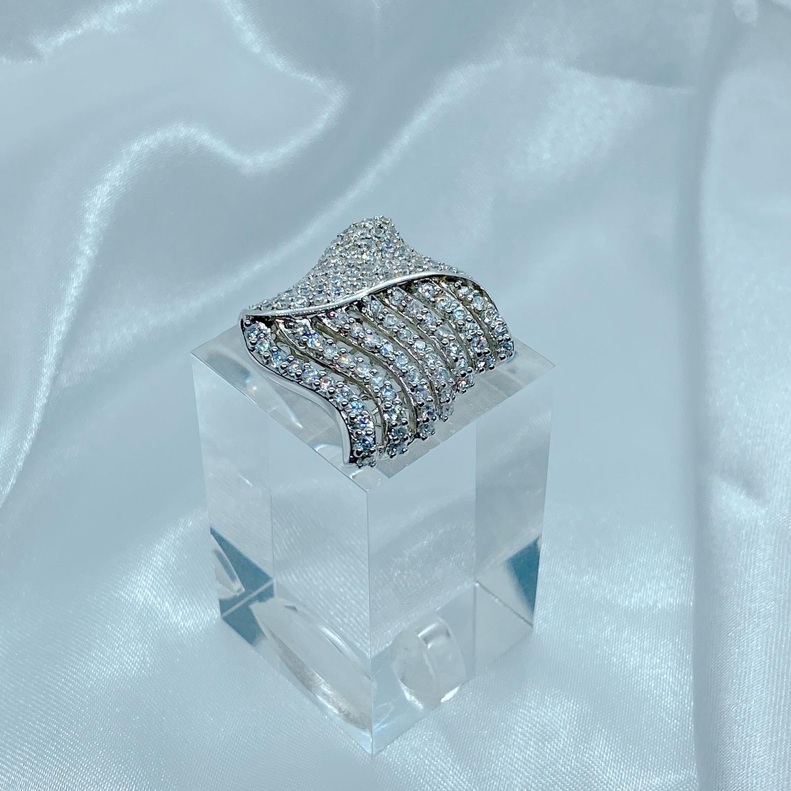 White Sapphire square Pendant (DBRPEN-0011)
