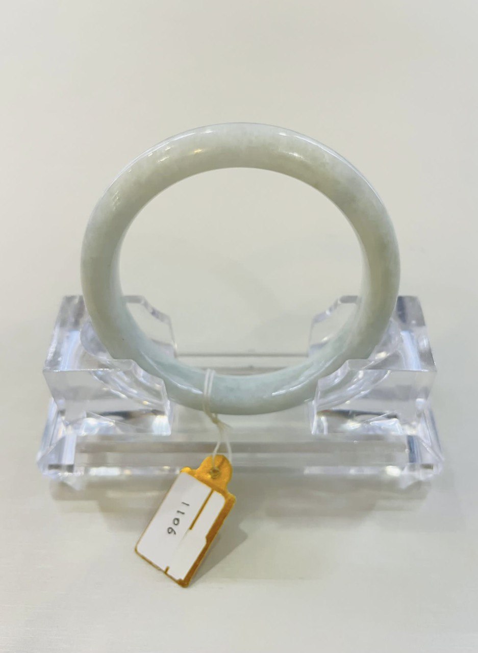 Grade A Natural Jade Bangle with certificate #1106